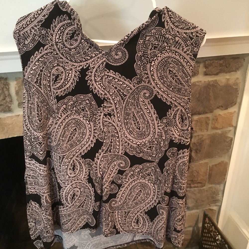 Fun Patterned Blouse - Picture 2 of 3